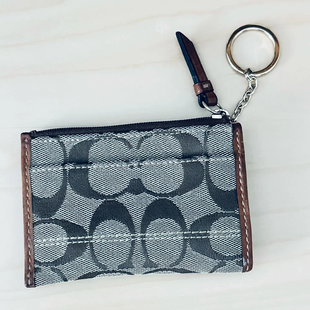 Coach Tan Signature Canvas with Leather Mini Zip Coin Card Case W/ Key Ring - Picture 2 of 12